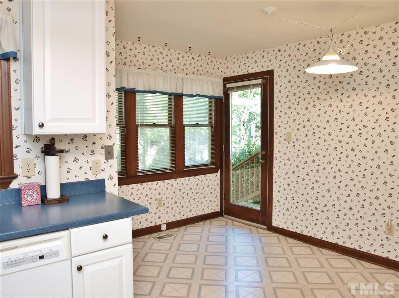 1831 Falls Church Road Raleigh, NC 27609 - Photo 4 of 24