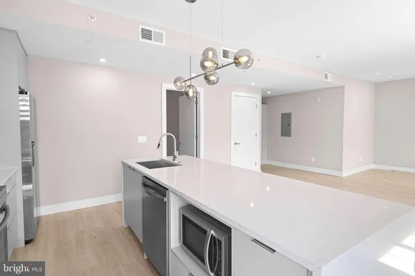 $1,950 | 4720 Richmond Street, Unit 1, Philadelphia, PA 19137