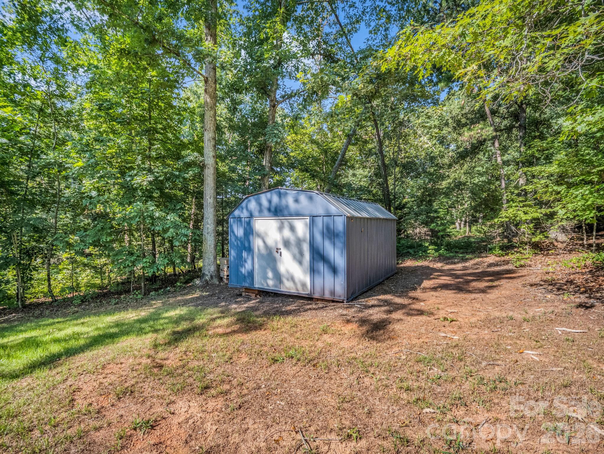 1120 Sandy Plains Road Tryon, NC 28782 - Photo 32 of 39 Gallery Image 32