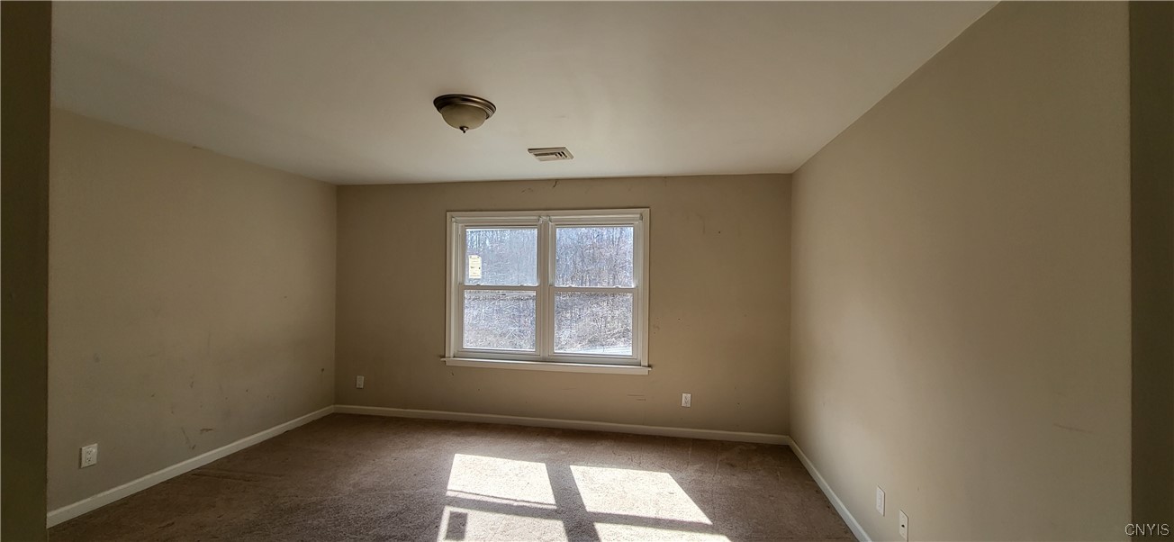 82 Maher Road Bethlehem, NY 12159 - Photo 14 of 18