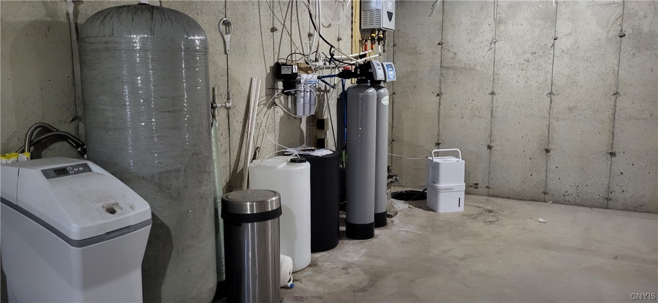 82 Maher Road Bethlehem, NY 12159 - Photo 17 of 18