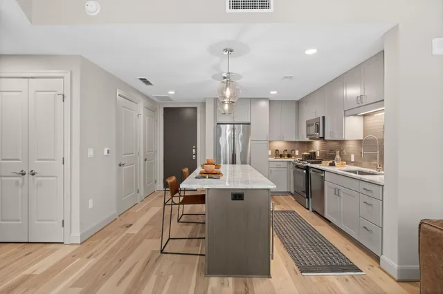 $2,779 | 2511 Willowick Road, Unit 616, Houston, TX 77027