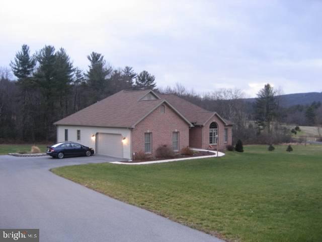1466 New Road Orrtanna, PA 17353 - Photo 2 of 19 Gallery Image 2