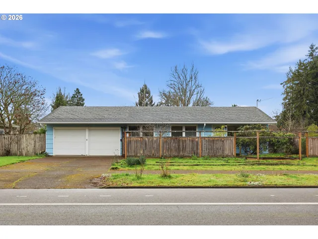 $440,000 | 2710 Northwest Garfield Avenue, Corvallis, OR 97330