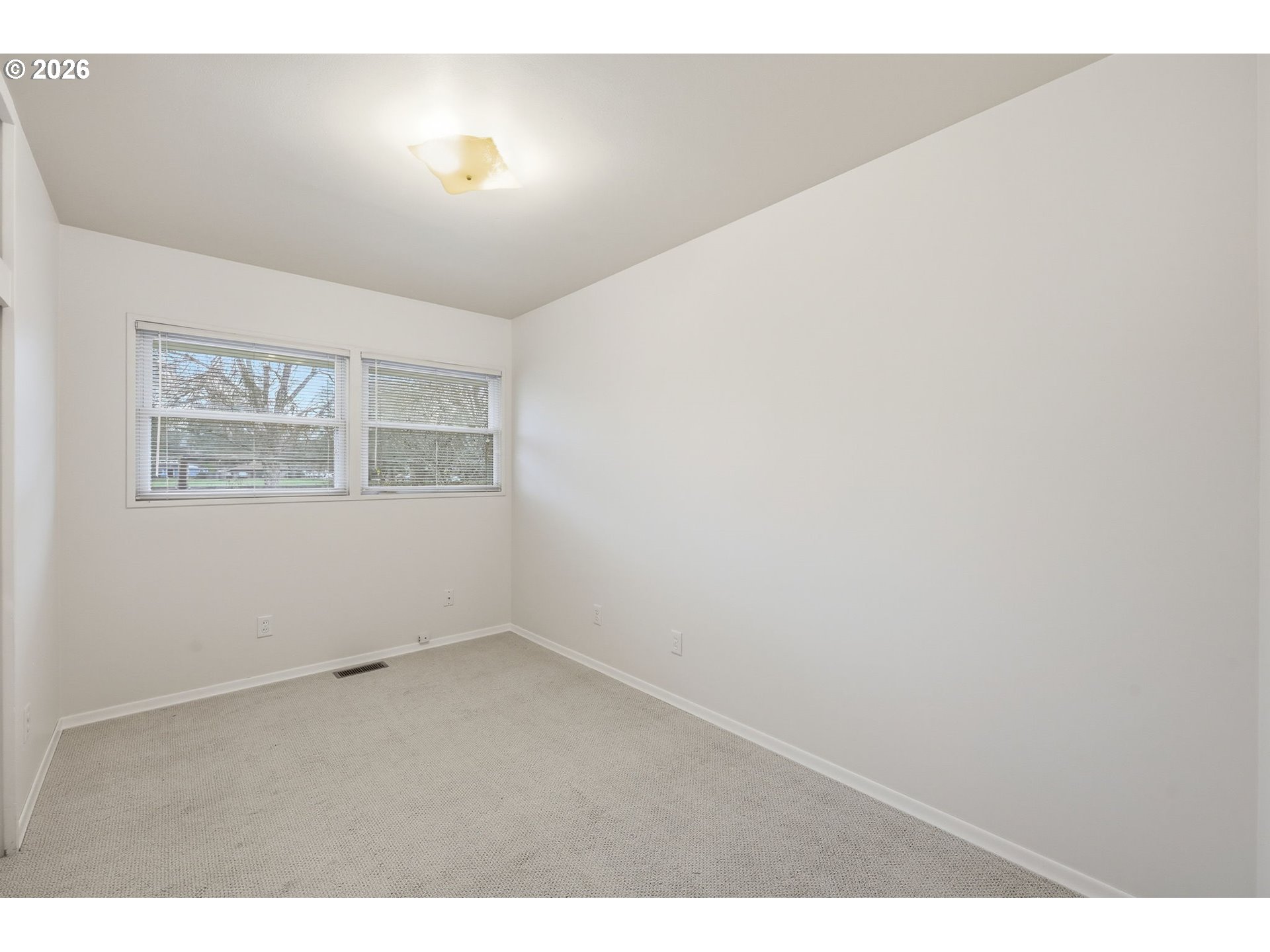 2710 Northwest Garfield Avenue Corvallis, OR 97330 - Photo 22 of 48 a view of an empty room