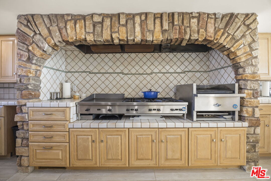 1005 Ocean Drive Oxnard, CA 93035 - Photo 31 of 56 a view of storage and utility room