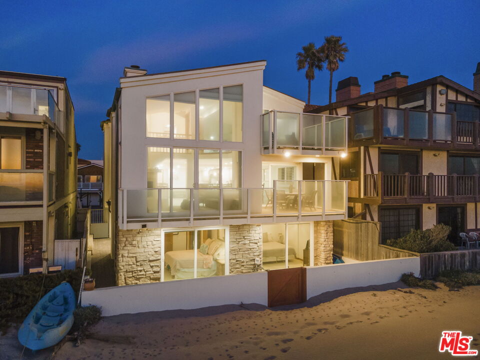 1005 Ocean Drive Oxnard, CA 93035 - Photo 4 of 56