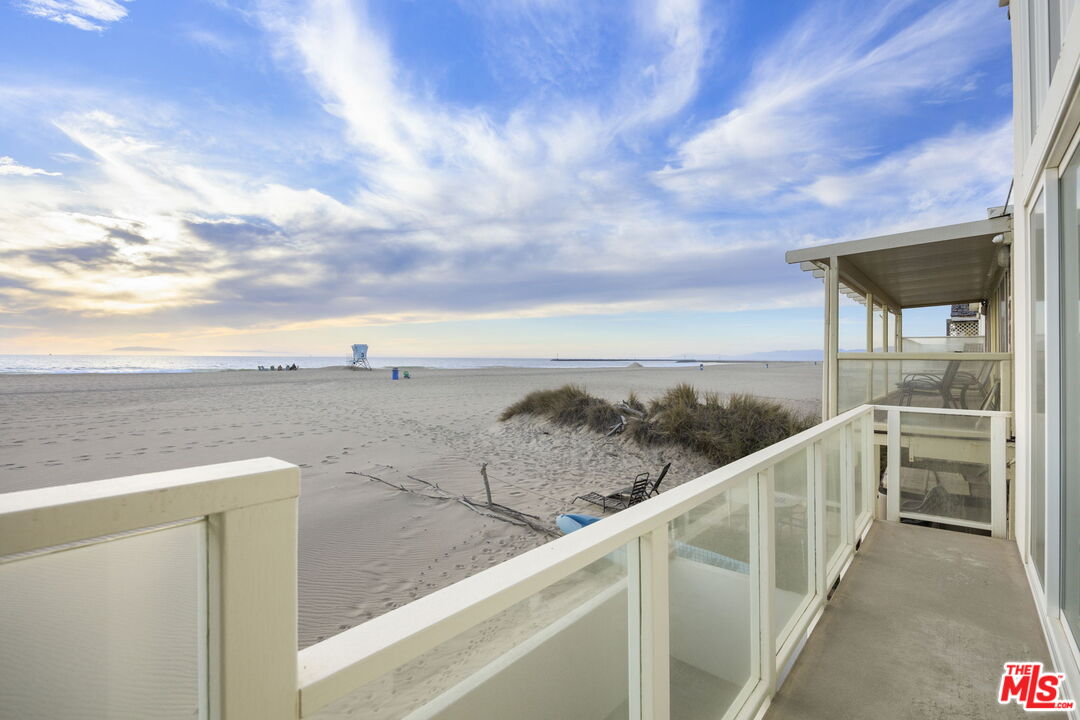 1005 Ocean Drive Oxnard, CA 93035 - Photo 46 of 56 a view of outdoor space and ocean