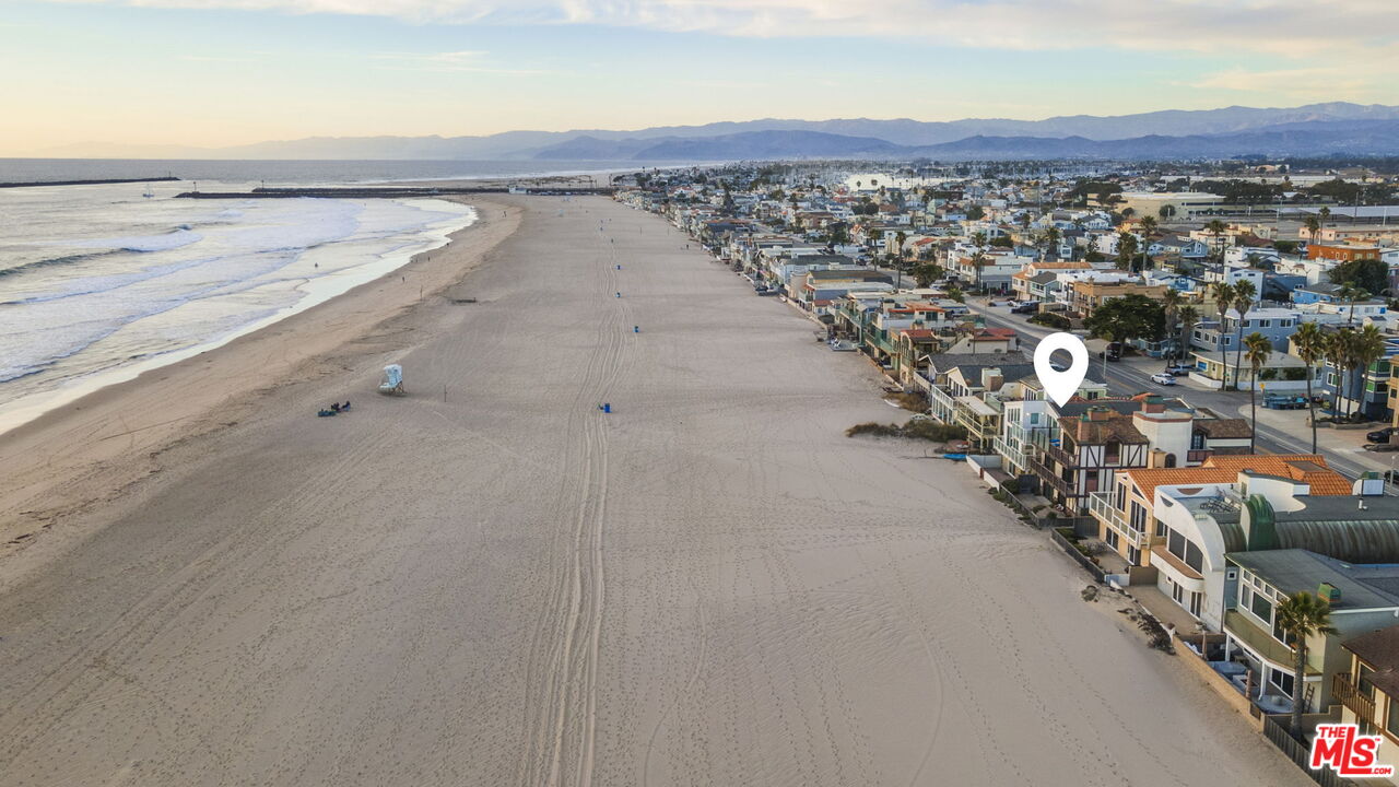 1005 Ocean Drive Oxnard, CA 93035 - Photo 55 of 56 an aerial view of multiple house
