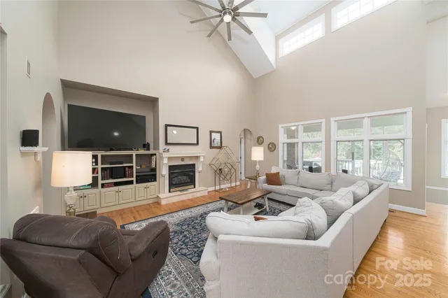 $665,000 | 38 Par Drive, Granite Falls, NC 28630