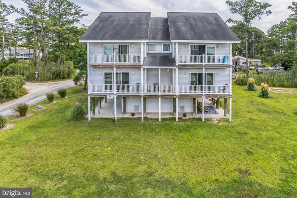 $445,000 | 7516 Doe Bay Lane, Chincoteague Island, VA 23336