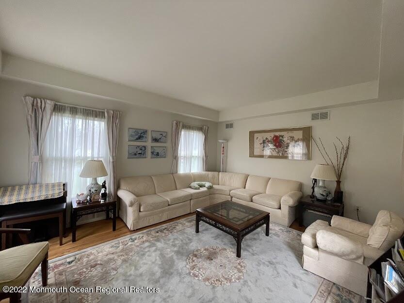 243 Nottingham Road Morganville, NJ 07751 - Photo 8 of 24 Living Room