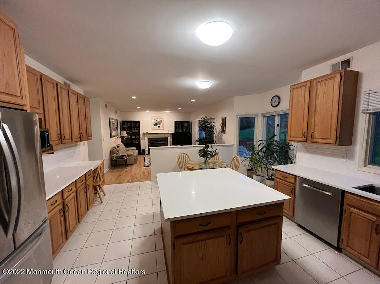 243 Nottingham Road Morganville, NJ 07751 - Photo 10 of 24 Kit and FR