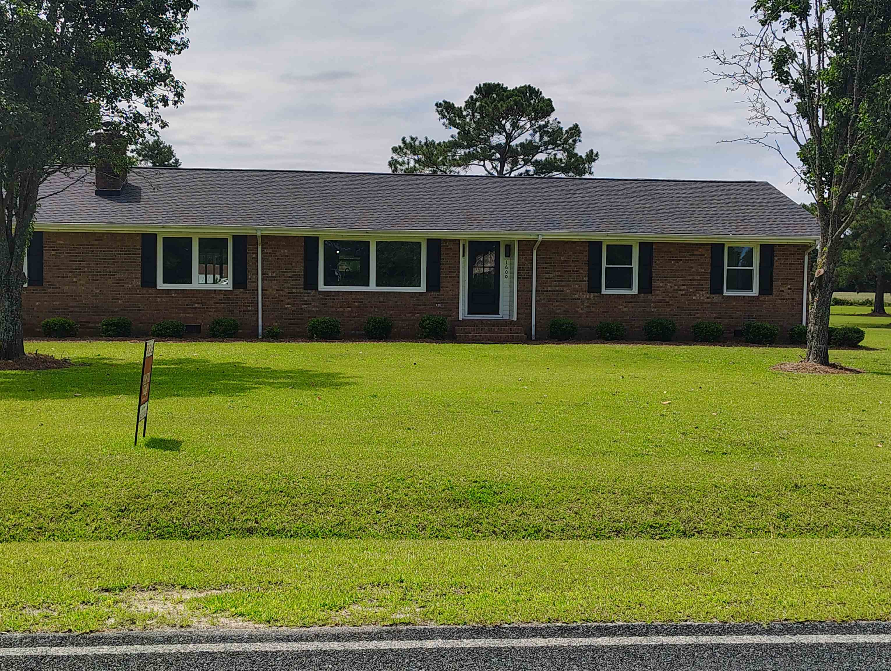 1600 Mrs Tates Road Whiteville, NC 28472 - Photo 2 of 21