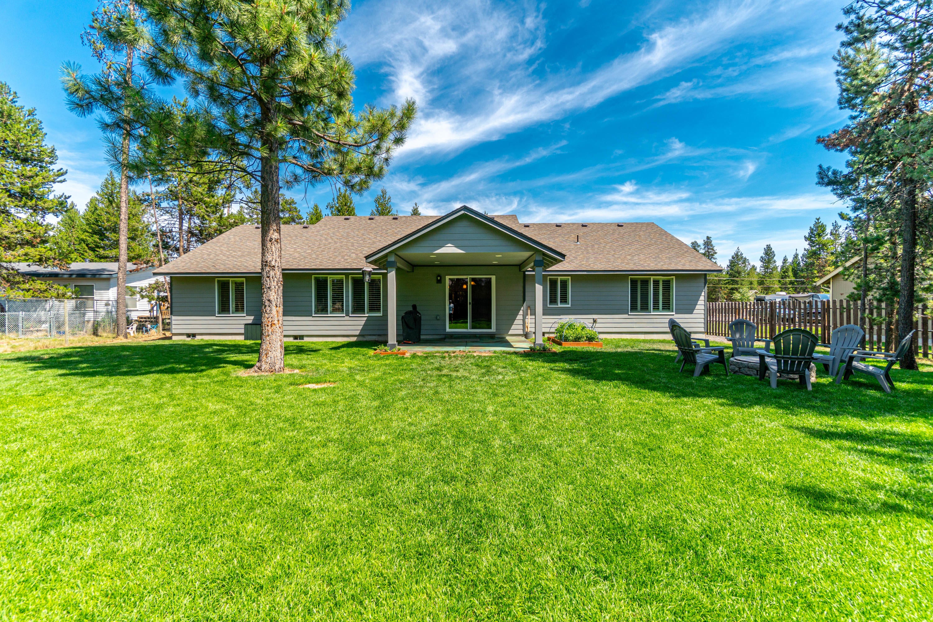56067 Marsh Hawk Road Bend, OR 97707 - Photo 25 of 31 RileyVisuals-36