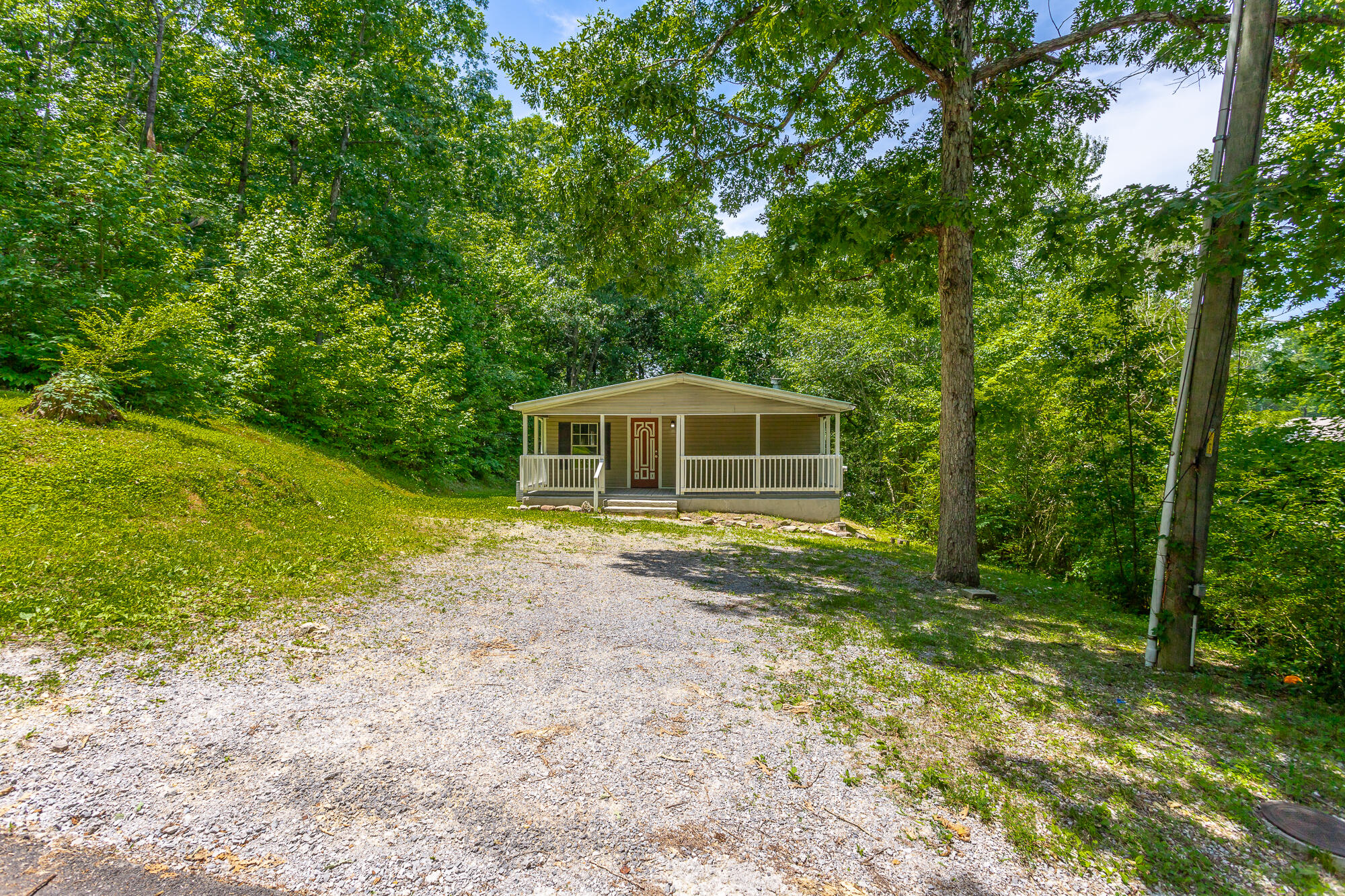 10527 Collins Road HD-44