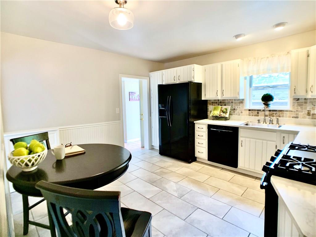 119 Union Church Road Mars, PA 16046 - Photo 8 of 25