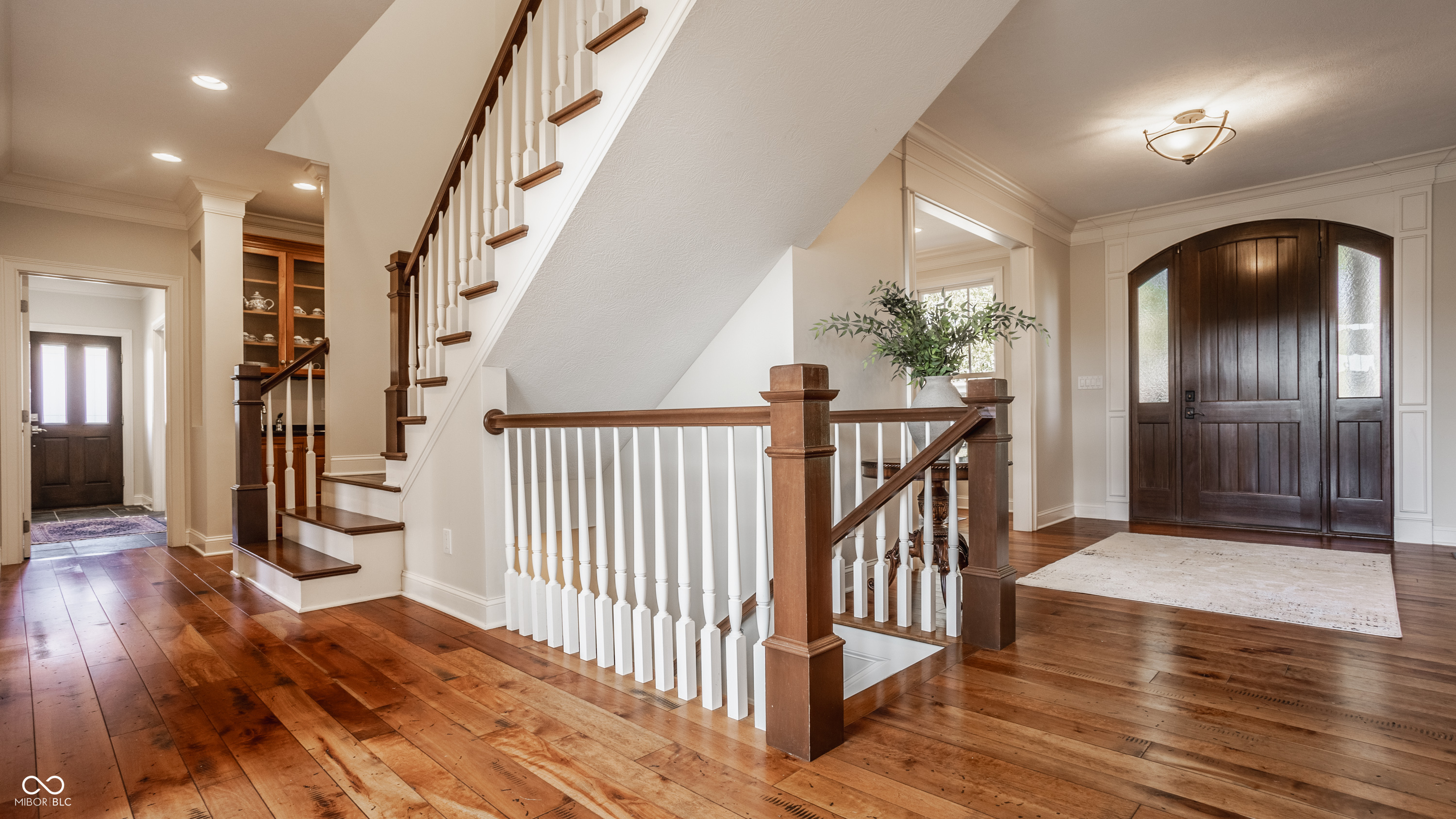 2013 Finchley Road Carmel, IN 46032 - Photo 18 of 71 Gallery Image 18
