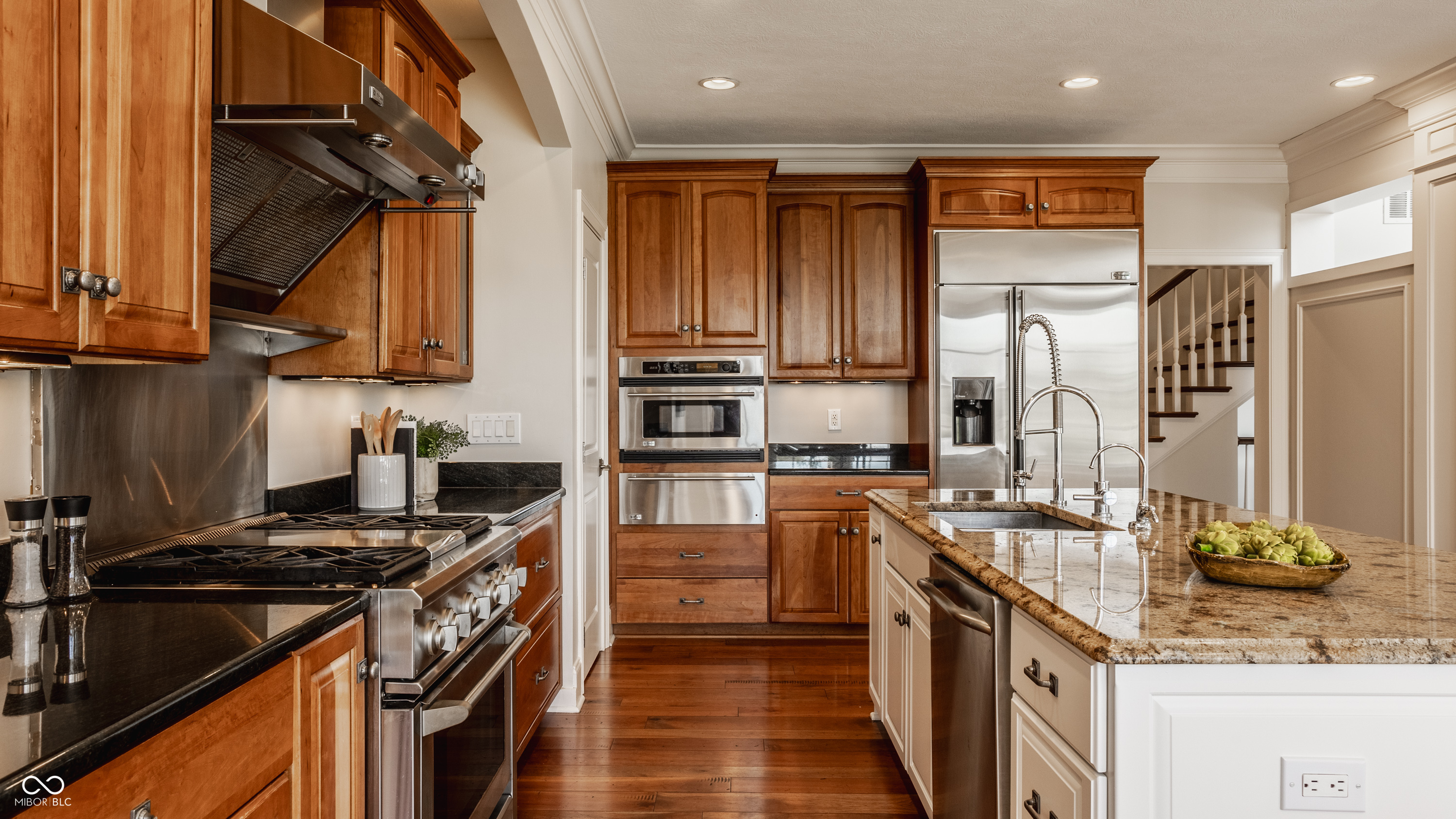 2013 Finchley Road Carmel, IN 46032 - Photo 29 of 71 Gallery Image 29