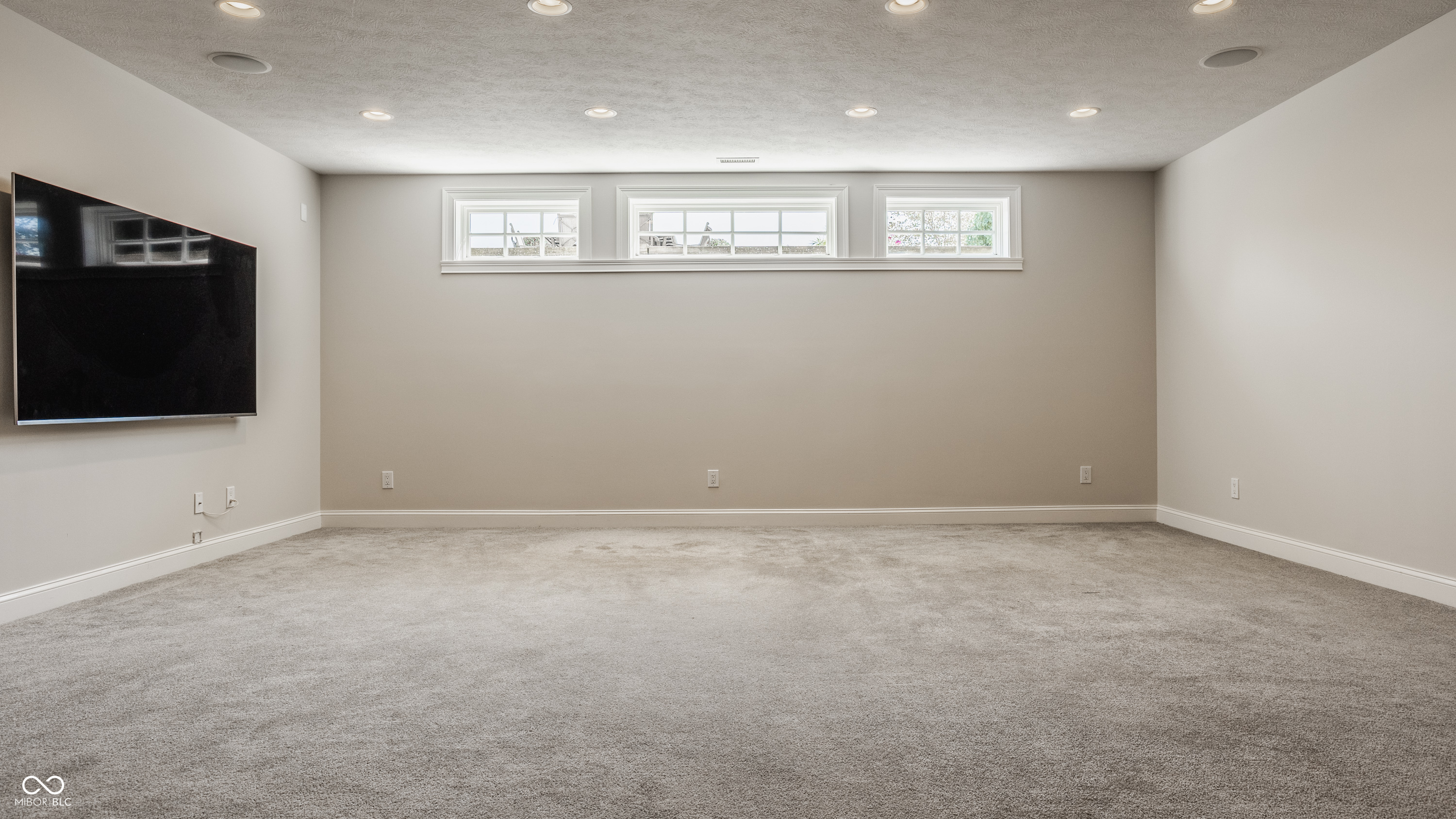 2013 Finchley Road Carmel, IN 46032 - Photo 50 of 71 Gallery Image 50