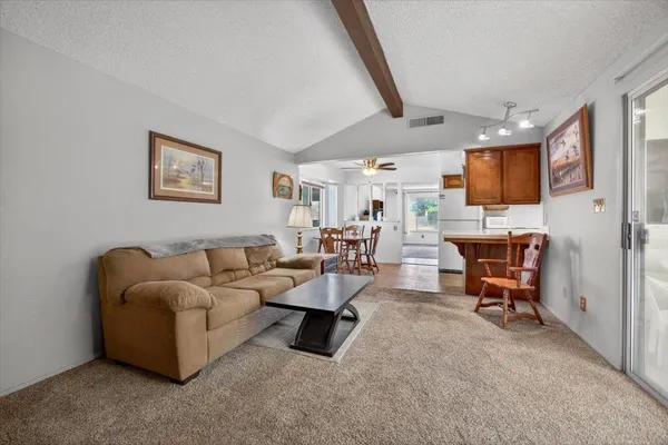 $375,000 | 5286 West Richert Avenue, Fresno, CA 93722