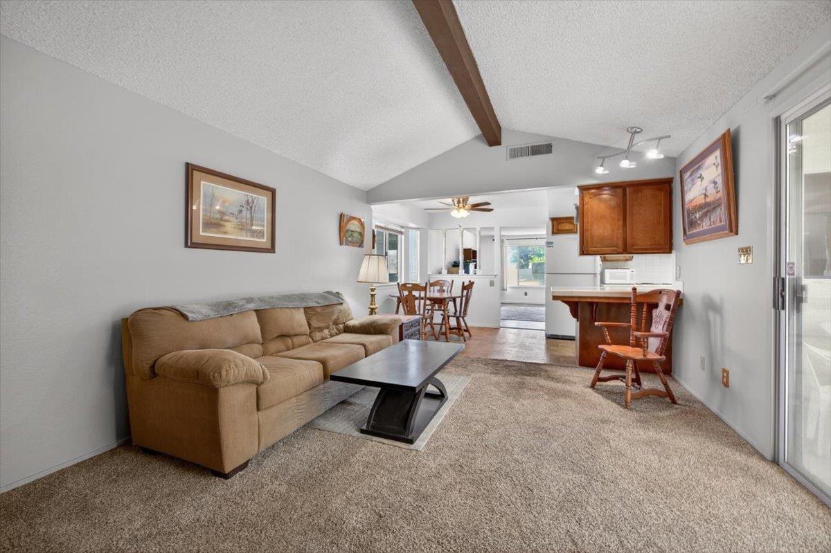 5286 West Richert Avenue Fresno, CA 93722 - Photo 12 of 42