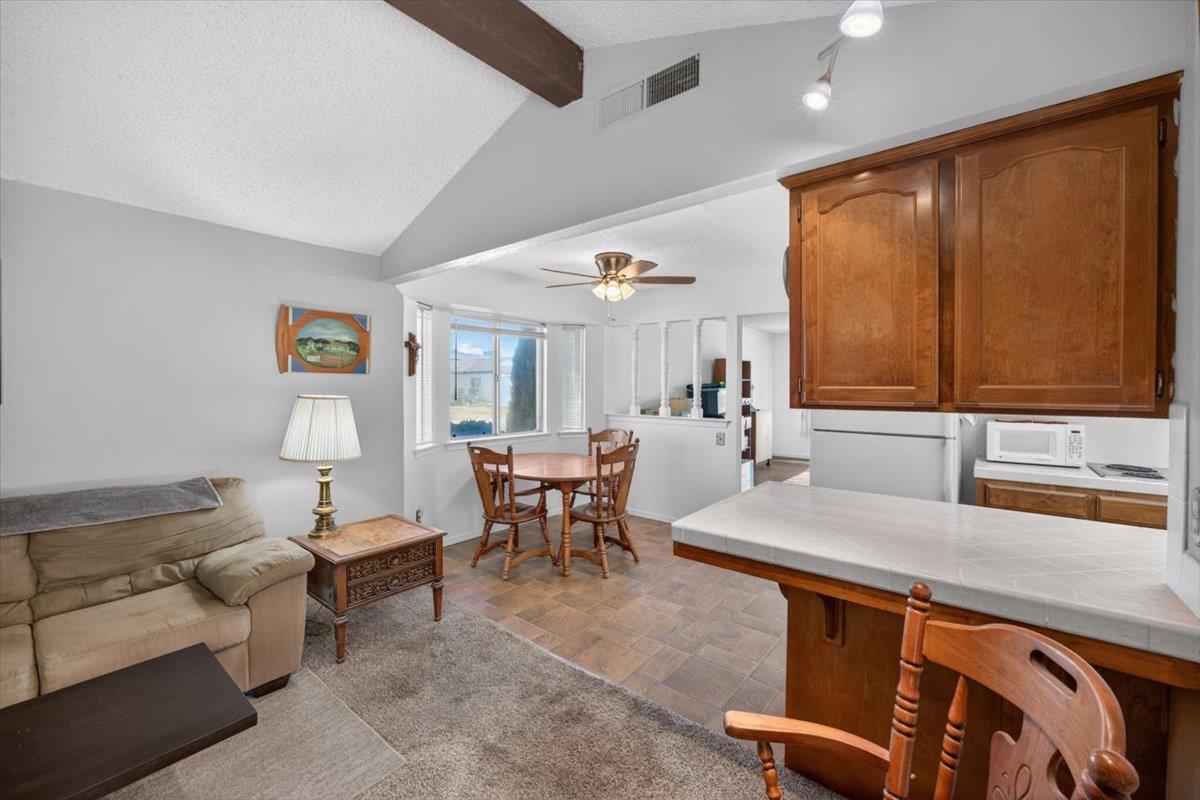 5286 West Richert Avenue Fresno, CA 93722 - Photo 13 of 42