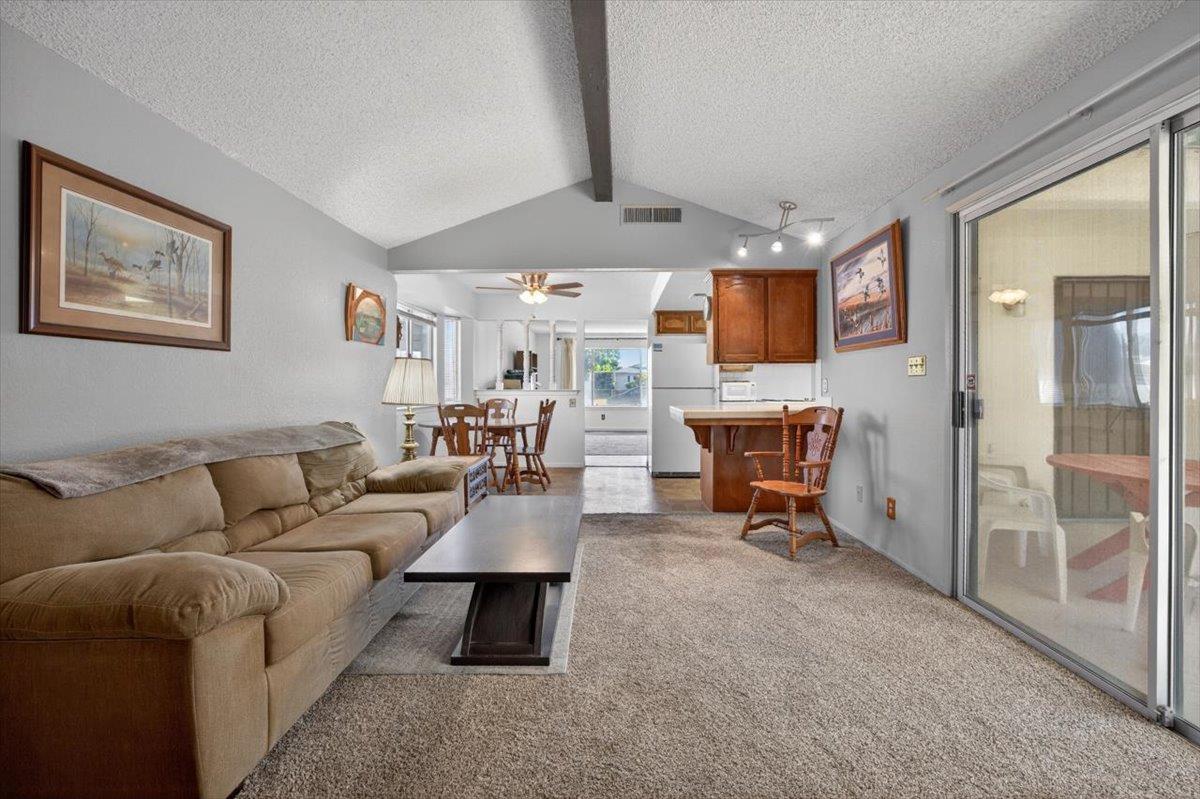 5286 West Richert Avenue Fresno, CA 93722 - Photo 14 of 42