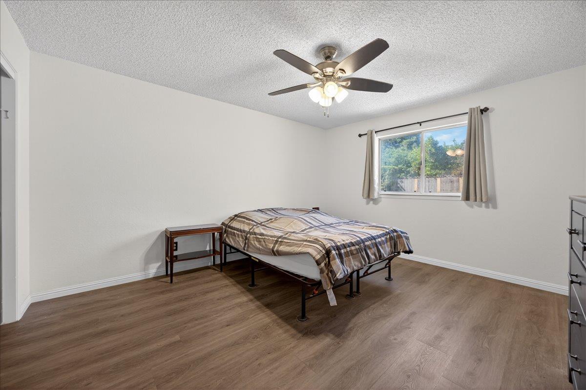 5286 West Richert Avenue Fresno, CA 93722 - Photo 15 of 42