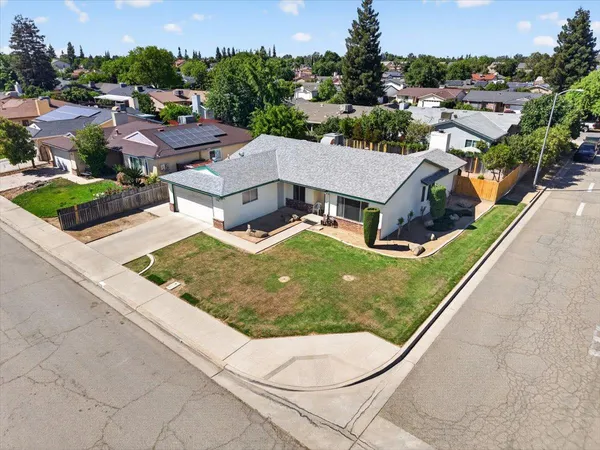 $375,000 | 5286 West Richert Avenue, Fresno, CA 93722
