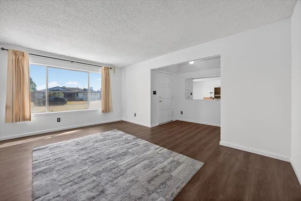 $375,000 | 5286 West Richert Avenue, Fresno, CA 93722