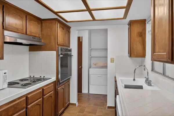 $375,000 | 5286 West Richert Avenue, Fresno, CA 93722