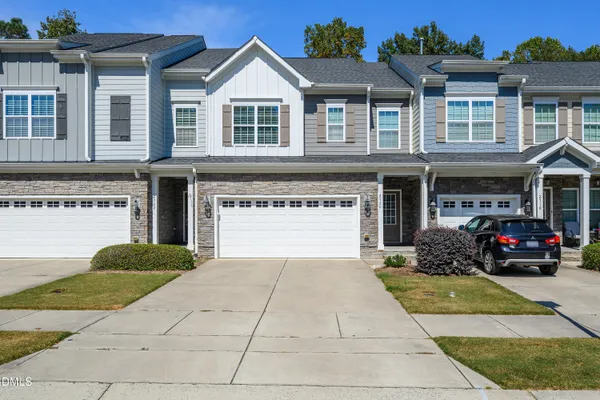 $450,000 | 2720 Masonboro Ferry Drive, Apex, NC 27502
