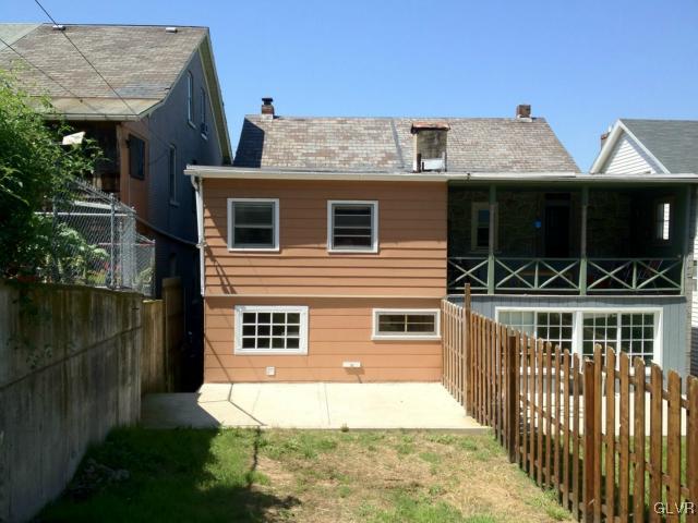 621 Ridge Street Bethlehem, PA 18015 - Photo 3 of 10 Gallery Image 3