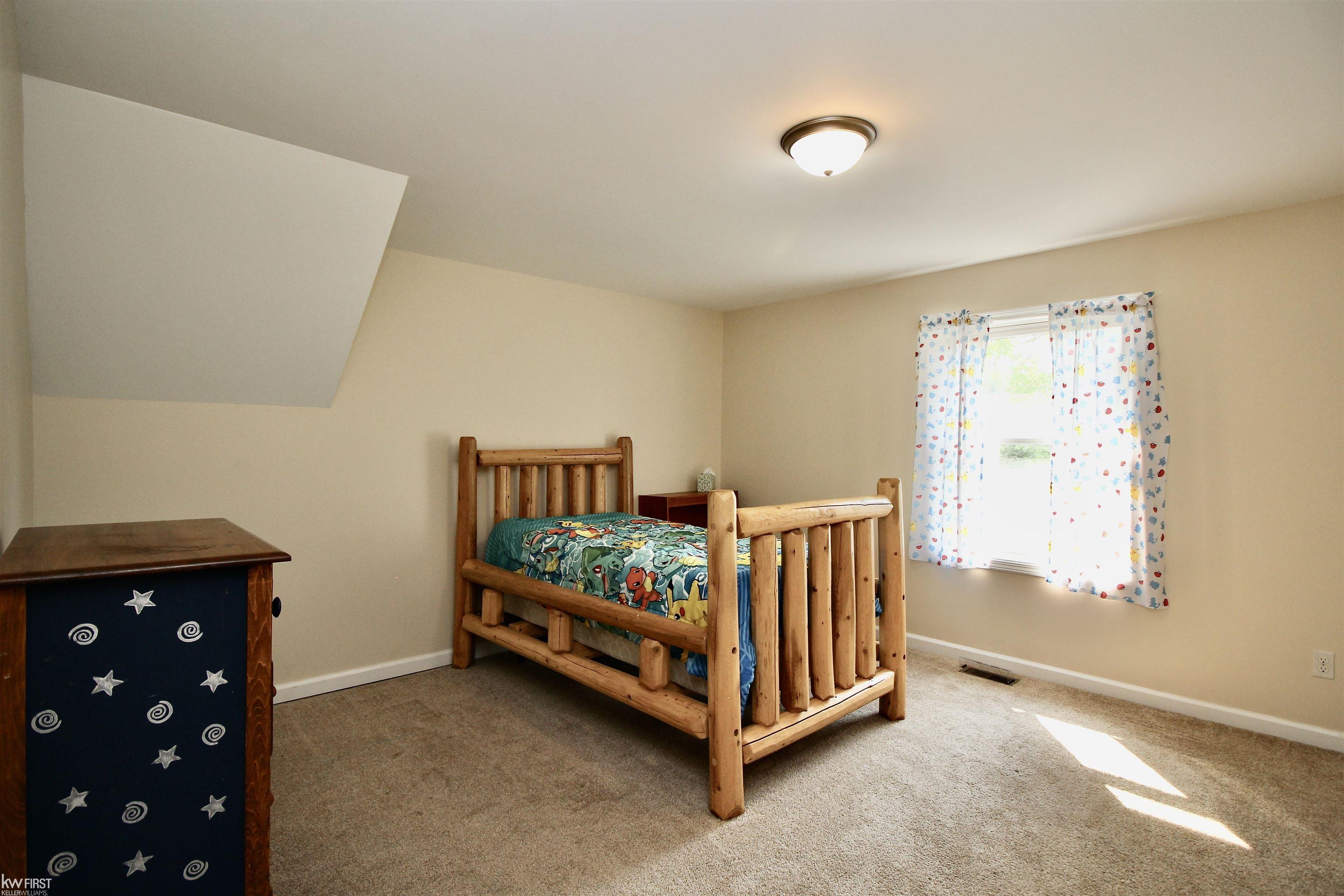 10508 West Frances Road Montrose, MI 48457 - Photo 14 of 36 50090139-13.JPG