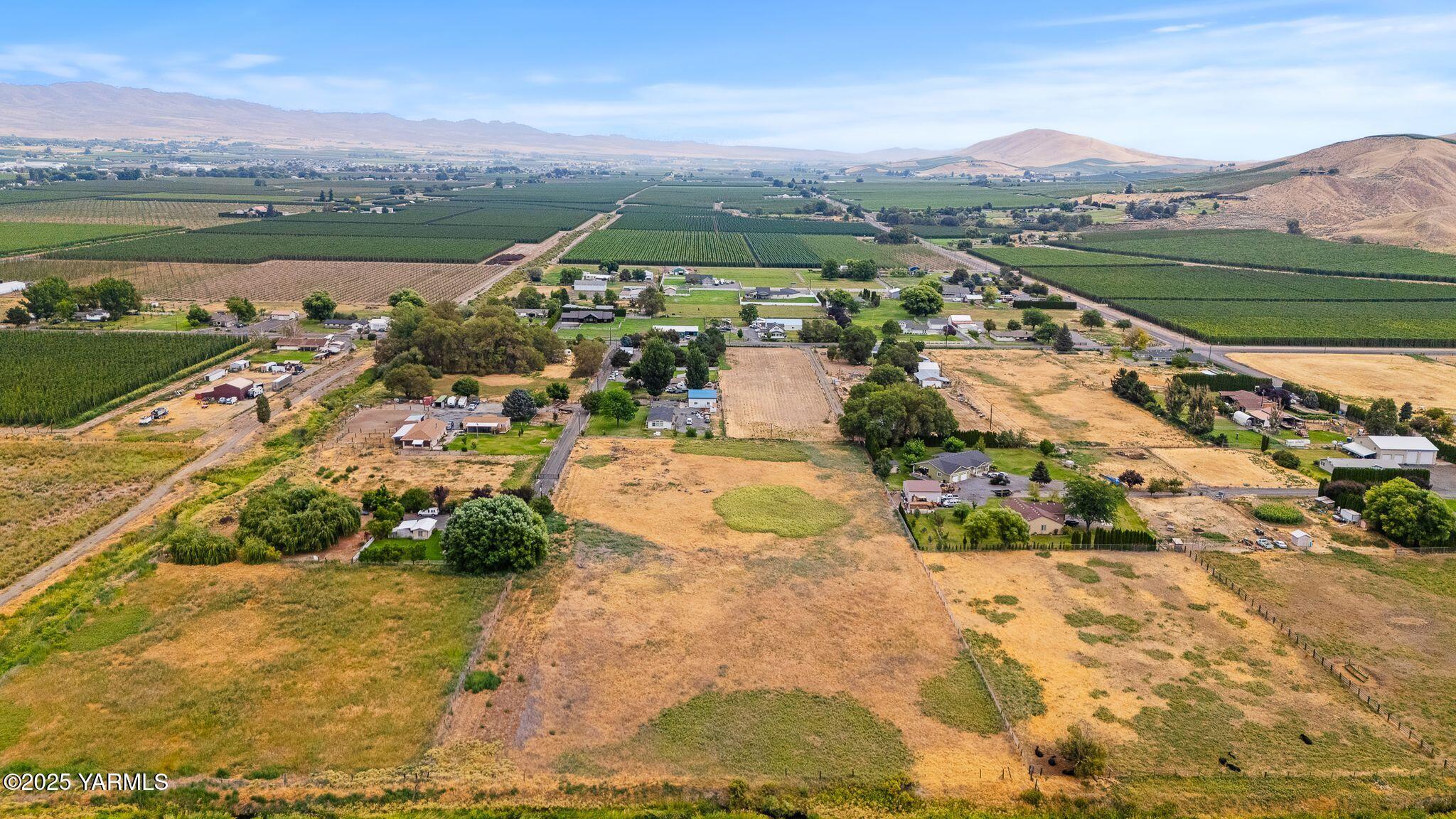 Nka Birchfield Road Yakima, WA 98901 - Photo 6 of 9 a view of a city with lake view