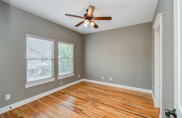 $3,000 | 1034 Dunbar Street, Houston, TX 77009