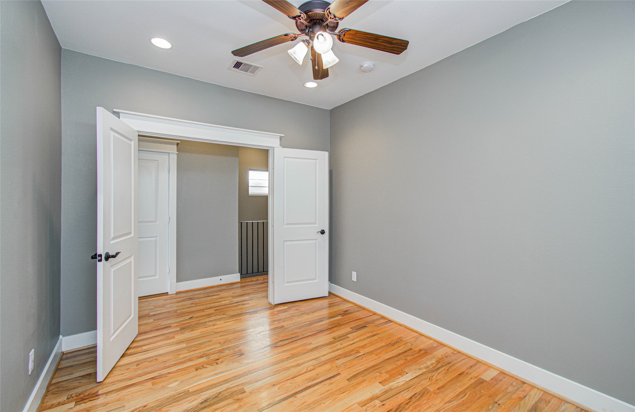 1034 Dunbar Street Houston, TX 77009 - Photo 20 of 23