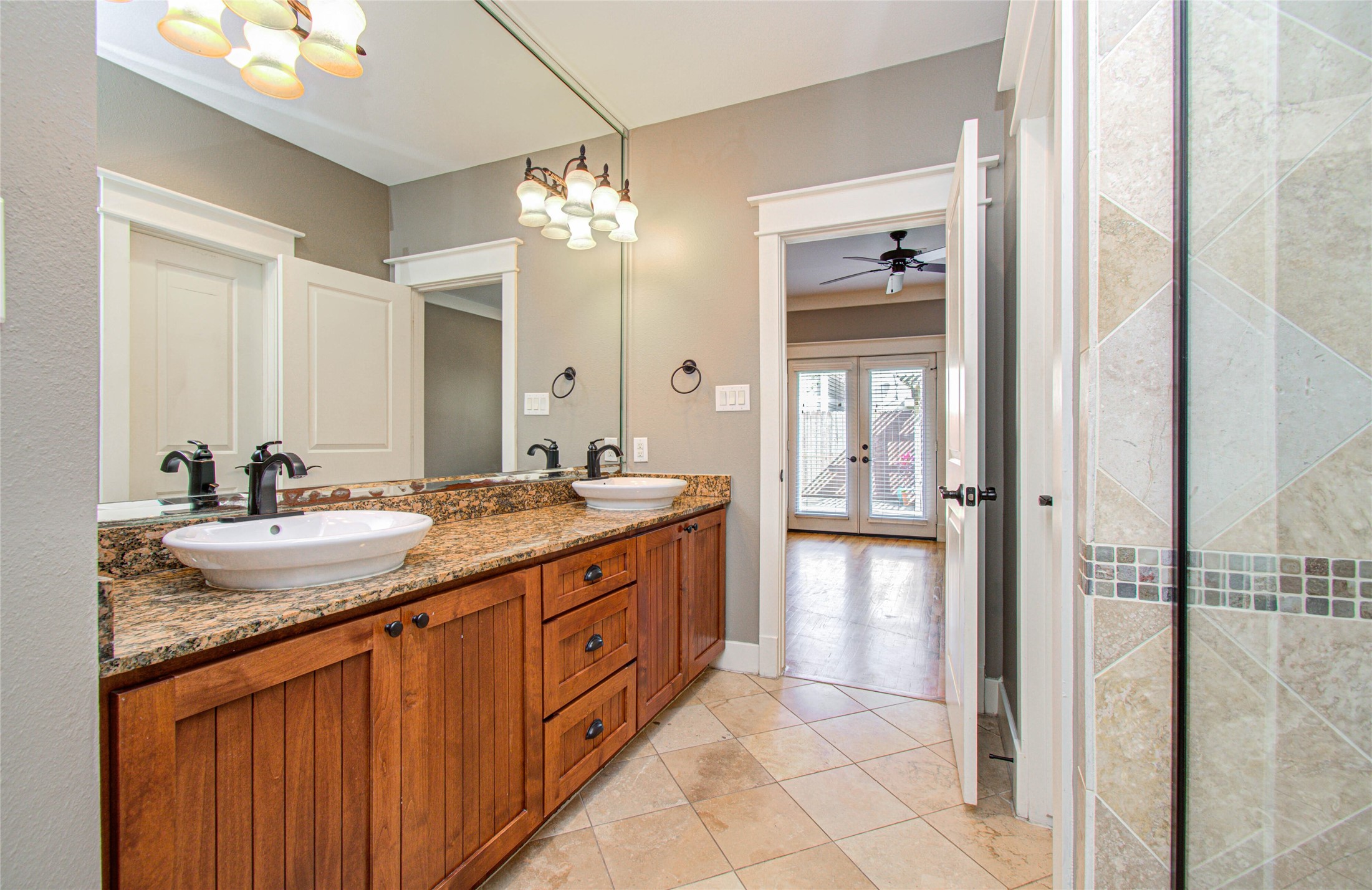 1034 Dunbar Street Houston, TX 77009 - Photo 9 of 23