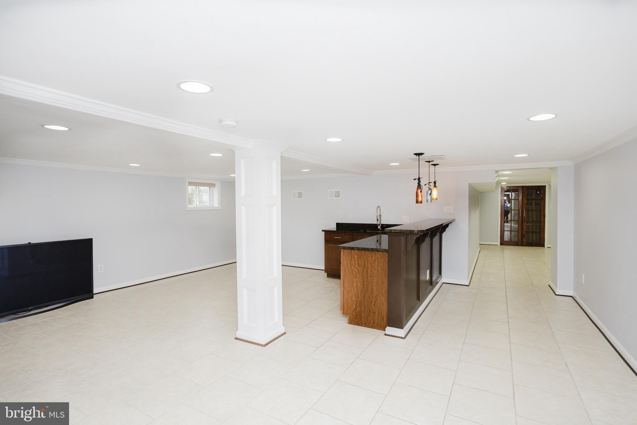 2177 Chain Bridge Road Vienna, VA 22182 - Photo 43 of 48