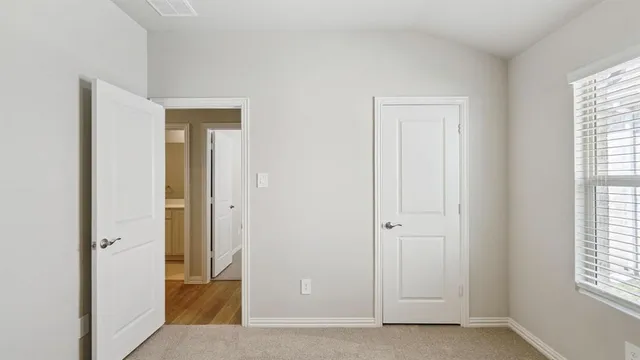 $2,400 | 821 Sunflower Road, Lavon, TX 75166