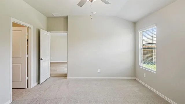 $2,400 | 821 Sunflower Road, Lavon, TX 75166