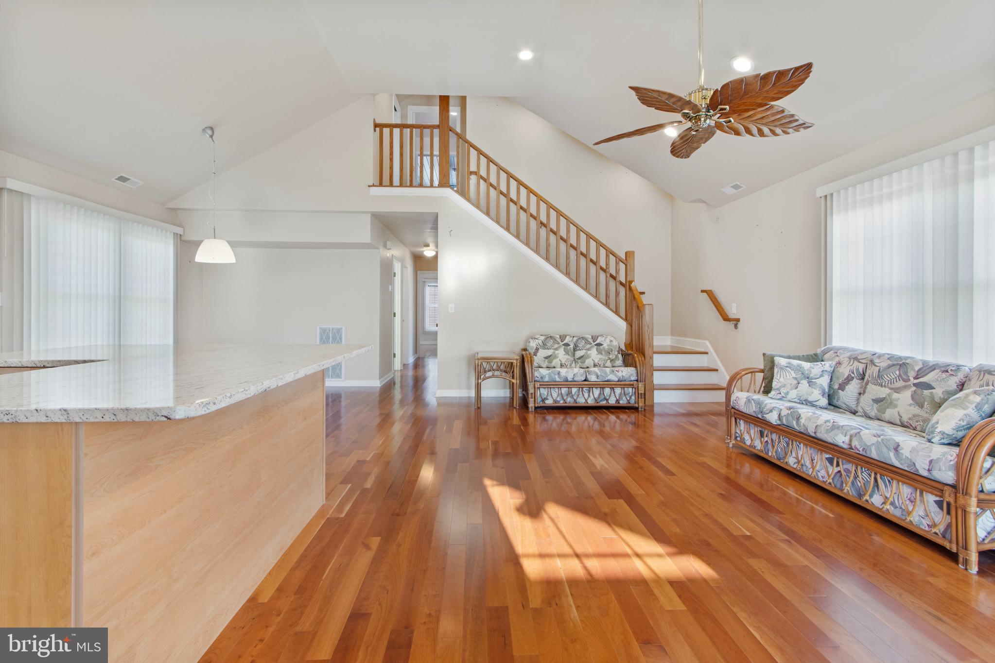 13217 Colonial Road Ocean City, MD 21842 - Photo 5 of 28 Entry into Main Level