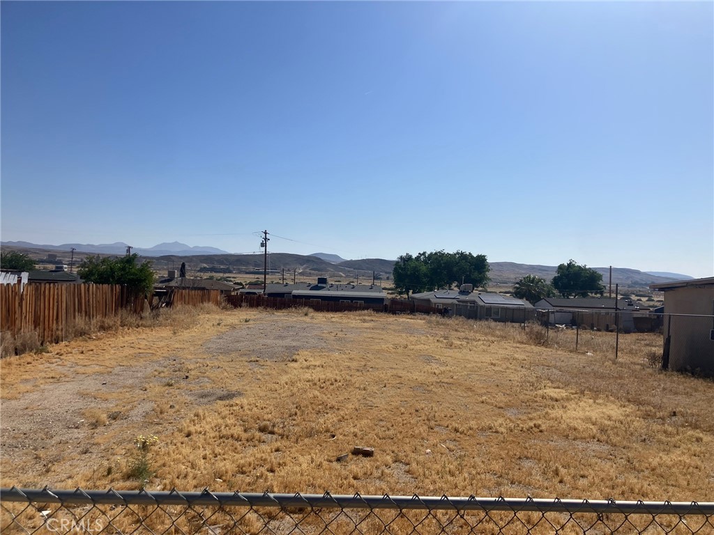 1457 Riverside Drive Barstow, CA 92311 - Photo 2 of 2