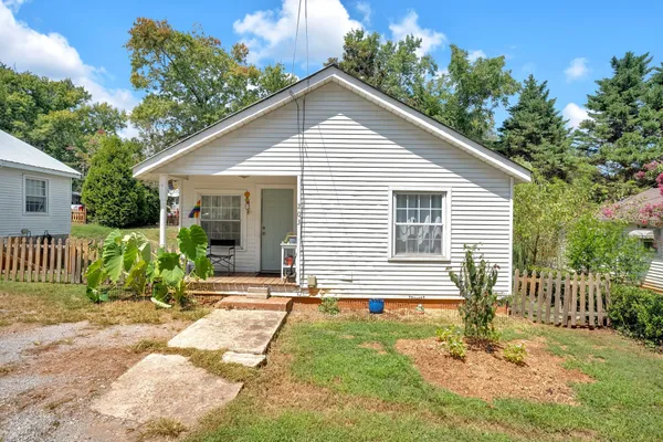 $275,000 | 203 3rd Avenue Northeast, Winchester, TN 37398