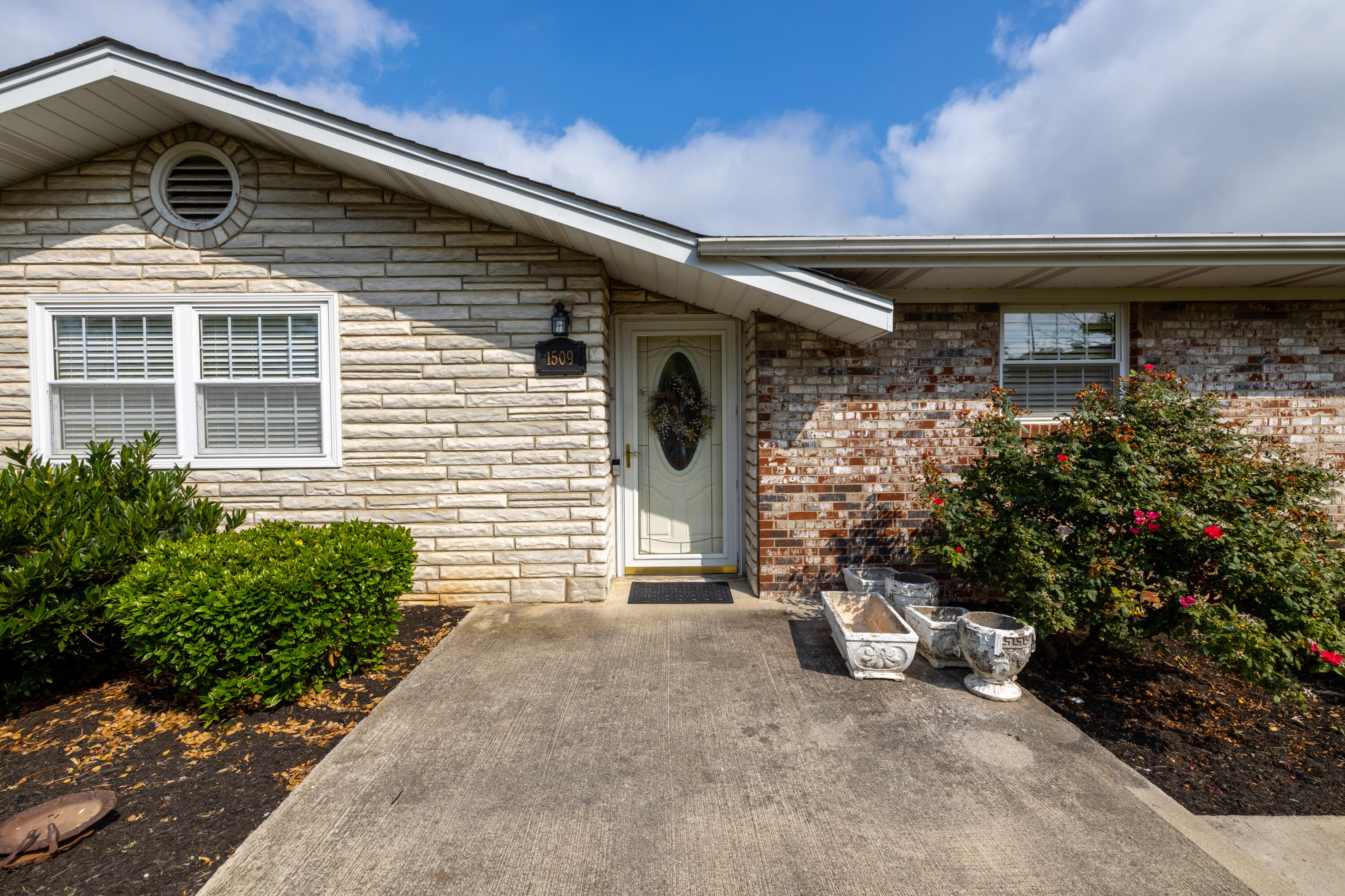1509 Jett Road Maryville, TN 37804 - Photo 2 of 40 1509 Jett Road (3)
