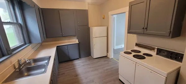 $90,000 | 304 Elm Avenue, Sharon, PA 16146