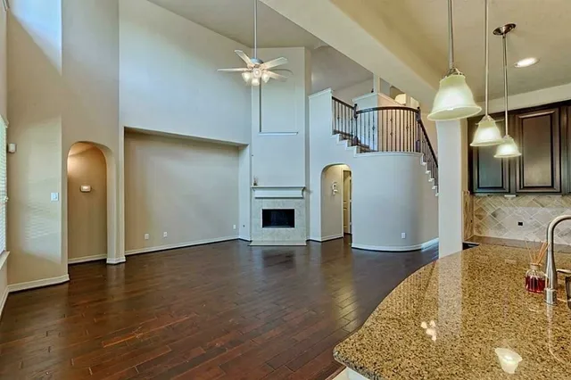 $3,100 | 2104 Pearl Bay Court, Pearland, TX 77584