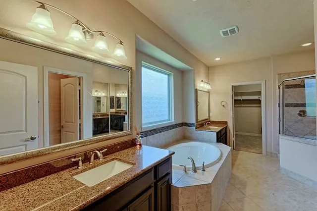 $3,100 | 2104 Pearl Bay Court, Pearland, TX 77584