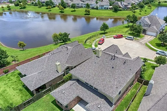 $3,100 | 2104 Pearl Bay Court, Pearland, TX 77584